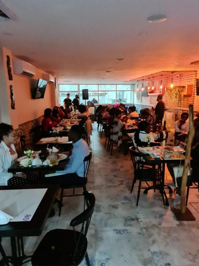 Residencial Db Hotel Luanda Ngoại thất bức ảnh